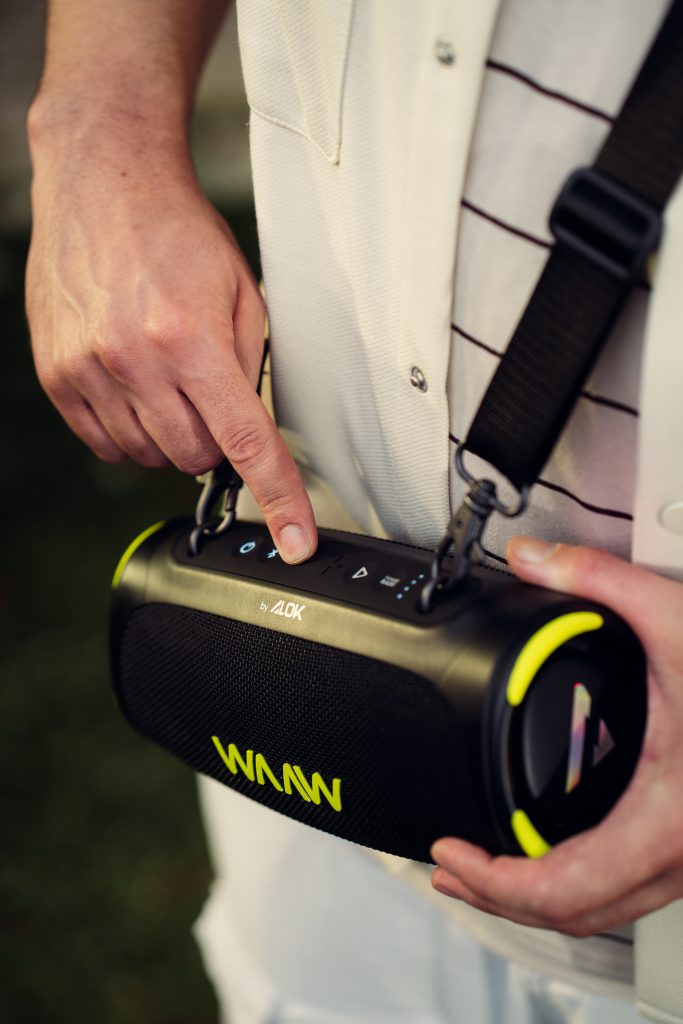 Caixa de Som WAAW BOOM 110